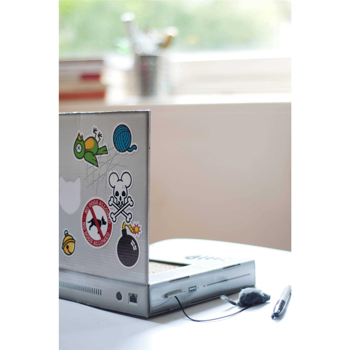 Cat Scratch Laptop J118739